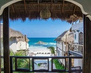 Chica Hotell Tulum 4*,
